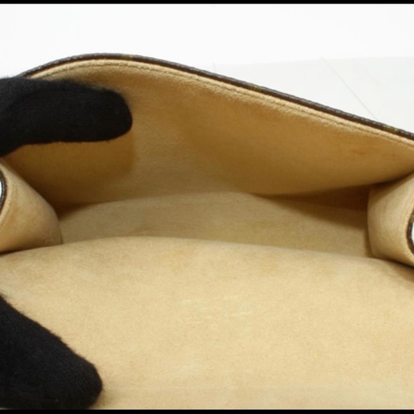 SOLD*SOLD* -Louis Vuitton Florentine Belt Bag- - Picture 7 of 14